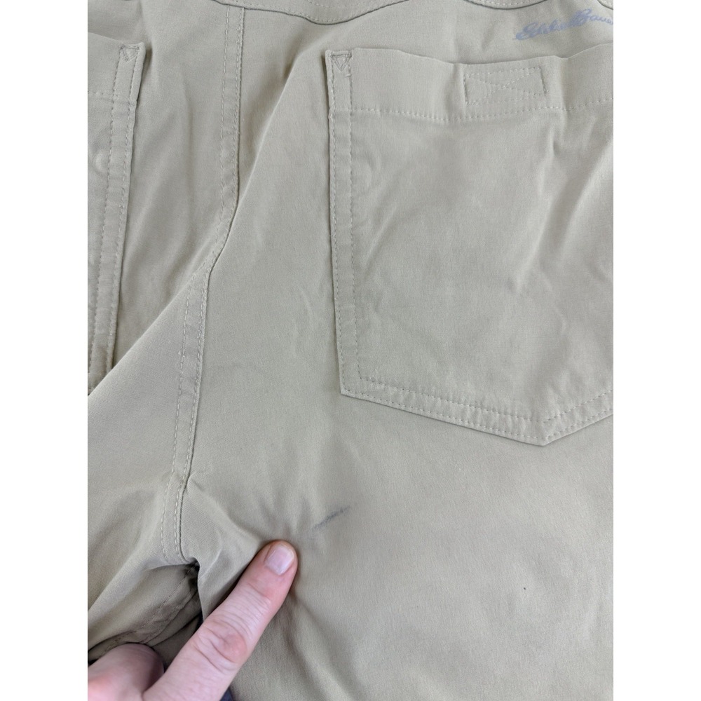 Eddie Bauer Men's First Ascent Cargo Shorts, Size 34, Khaki, 12" Inseam - Picture 4 of 9